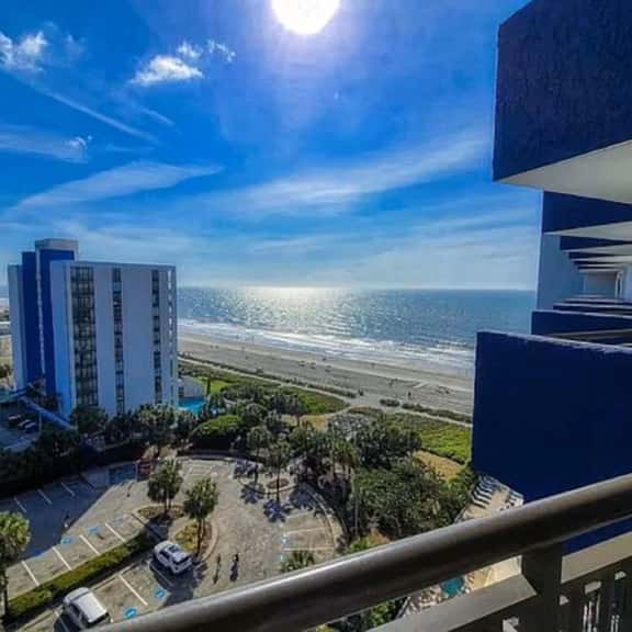 Romantic Getaway: Bluewater Resort 1410 - Image 1
