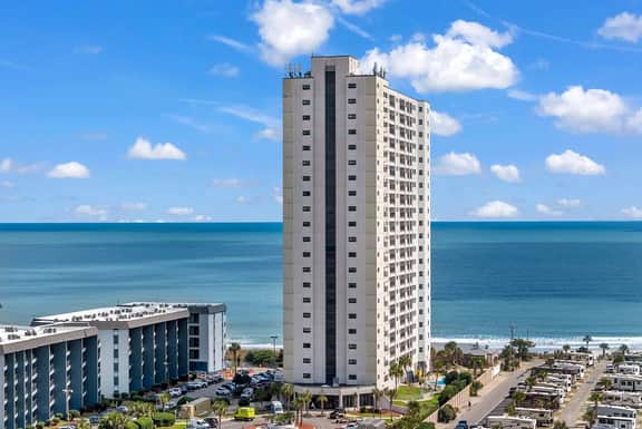 Ocean Views for Days! Updated 2BR - Image 5